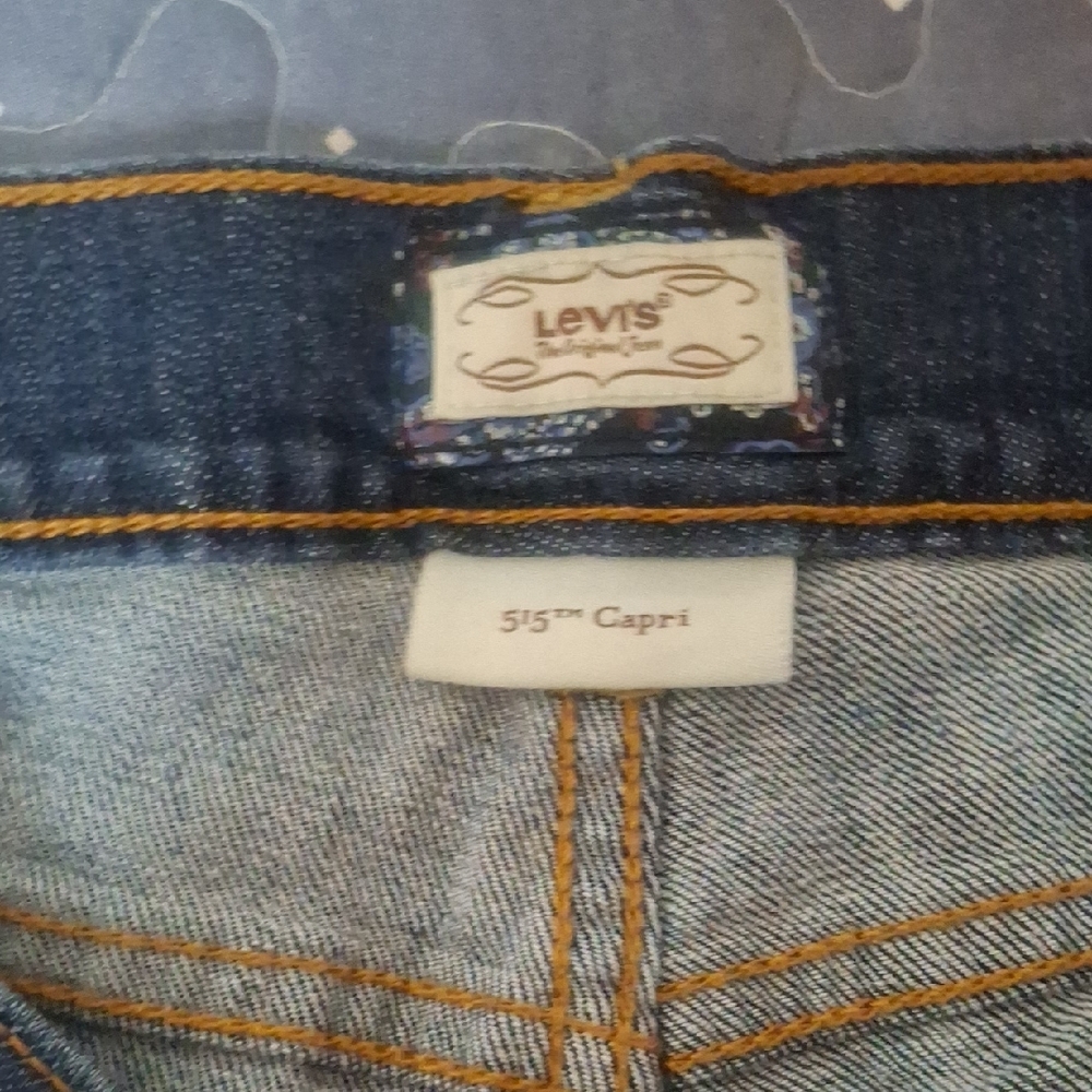 Levi's Dark Blue Ankle Jeans - Picture 2 of 8